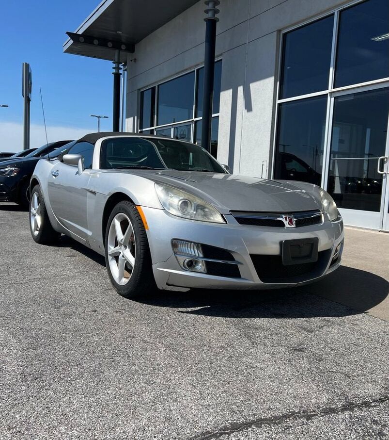 2008 SATURN Sky
