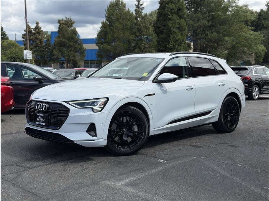 2021 AUDI e-tron