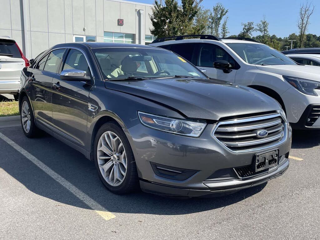 2016 FORD Taurus