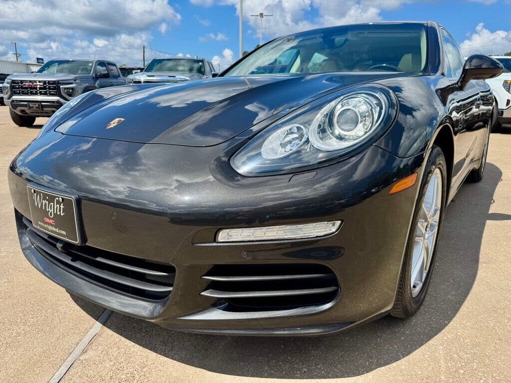 2014 PORSCHE Panamera