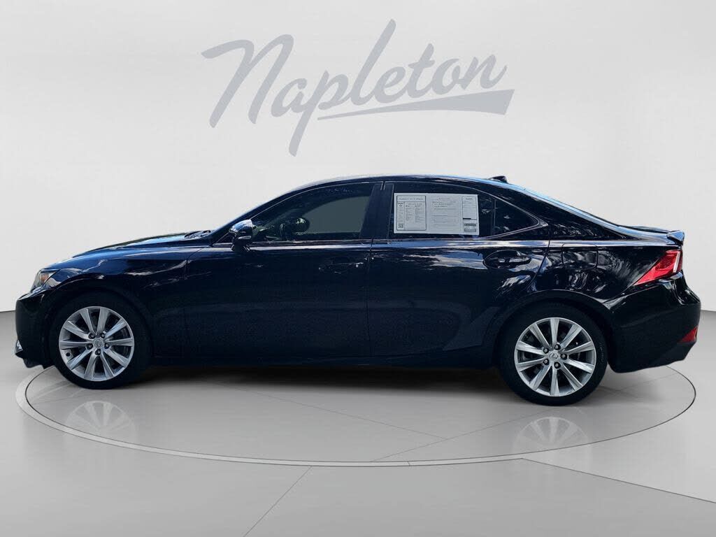 2016 Lexus IS