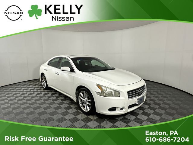 2009 NISSAN Maxima