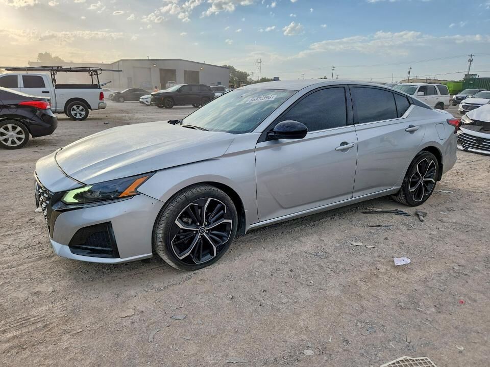 2023 NISSAN Altima