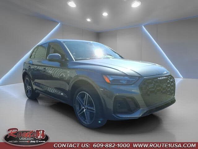 2021 AUDI Q5 e