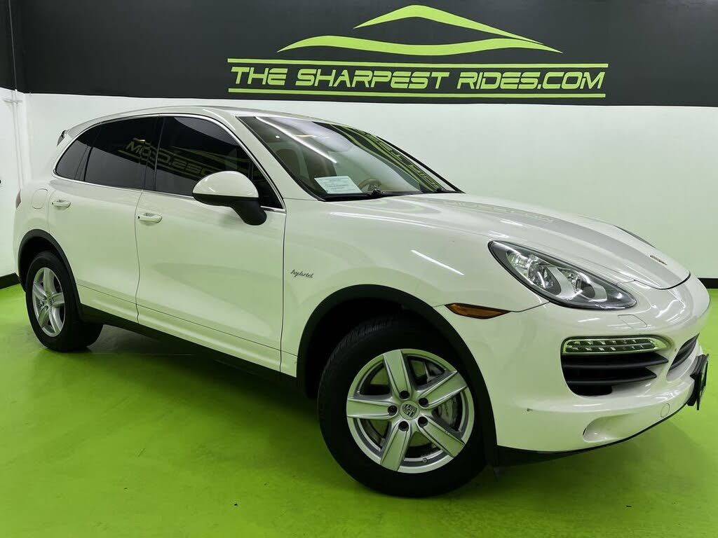 2011 PORSCHE Cayenne
