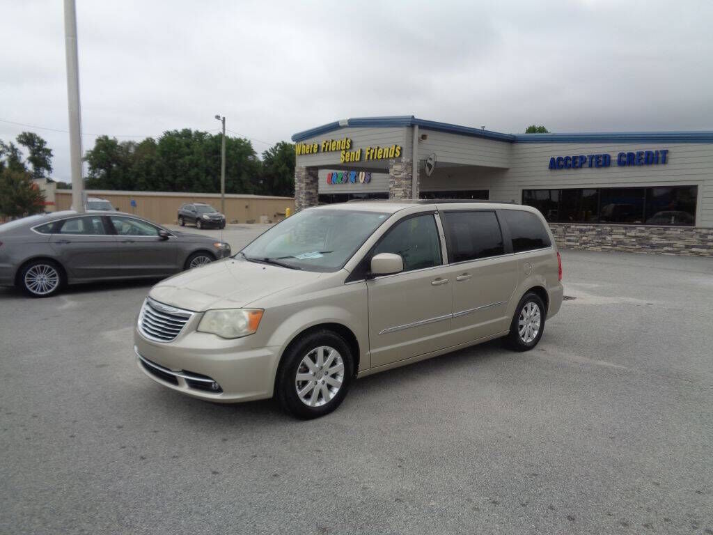 2014 CHRYSLER Town and Country