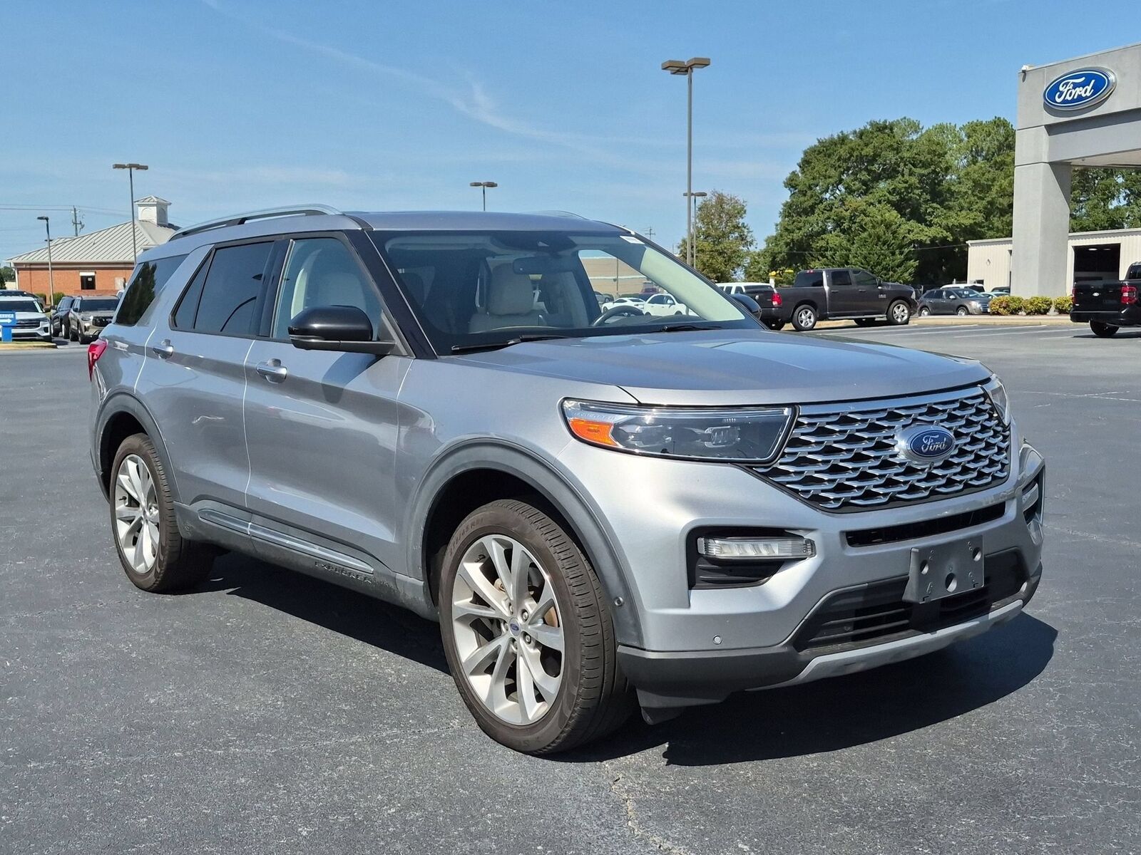 2021 FORD Explorer