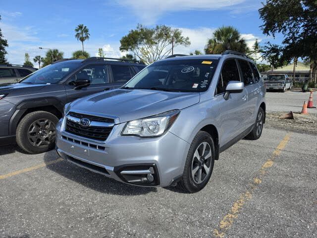 2017 SUBARU Forester