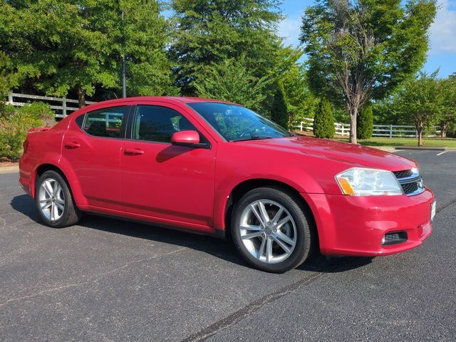 2012 DODGE Avenger