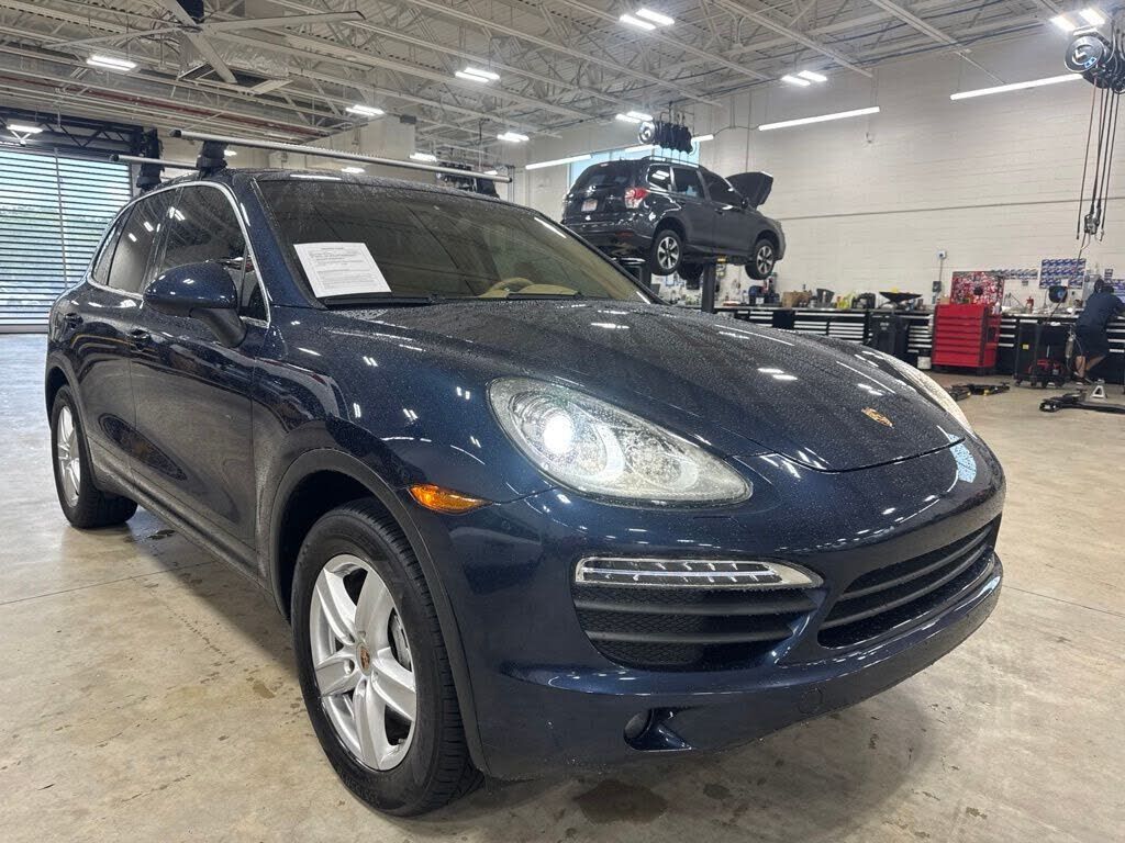 2012 PORSCHE Cayenne