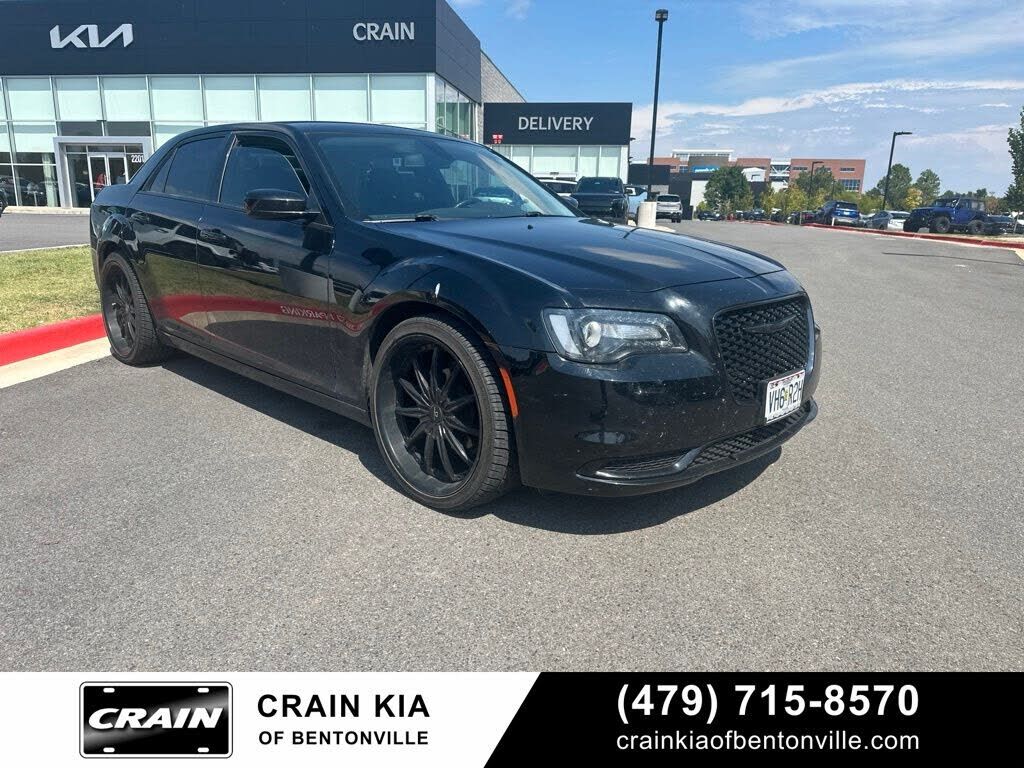 2022 CHRYSLER 300