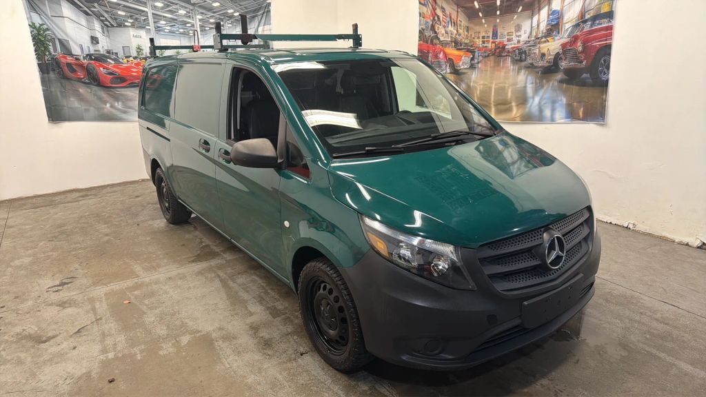 2018 Mercedes-Benz METRIS