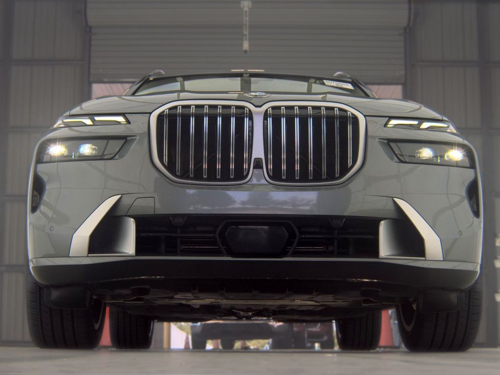 2026 BMW X7