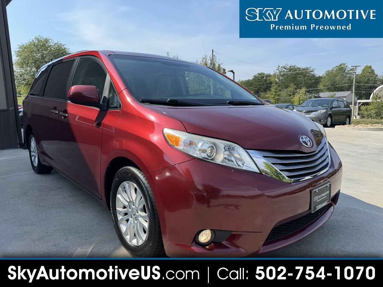2016 TOYOTA Sienna