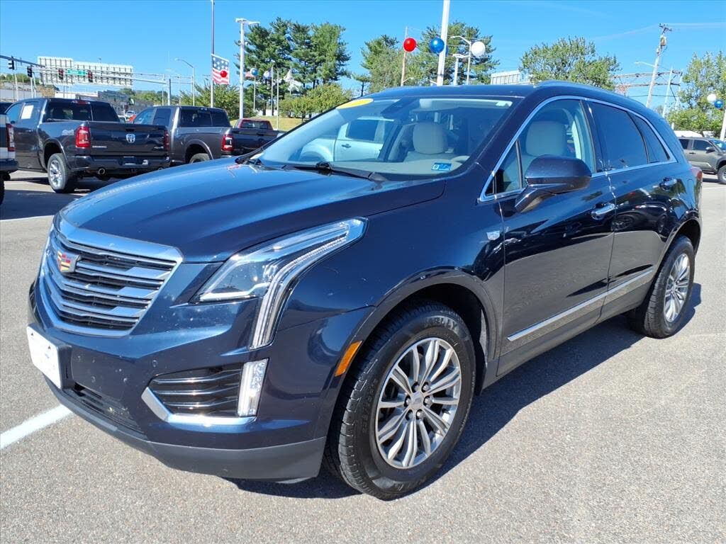 2017 CADILLAC XT5