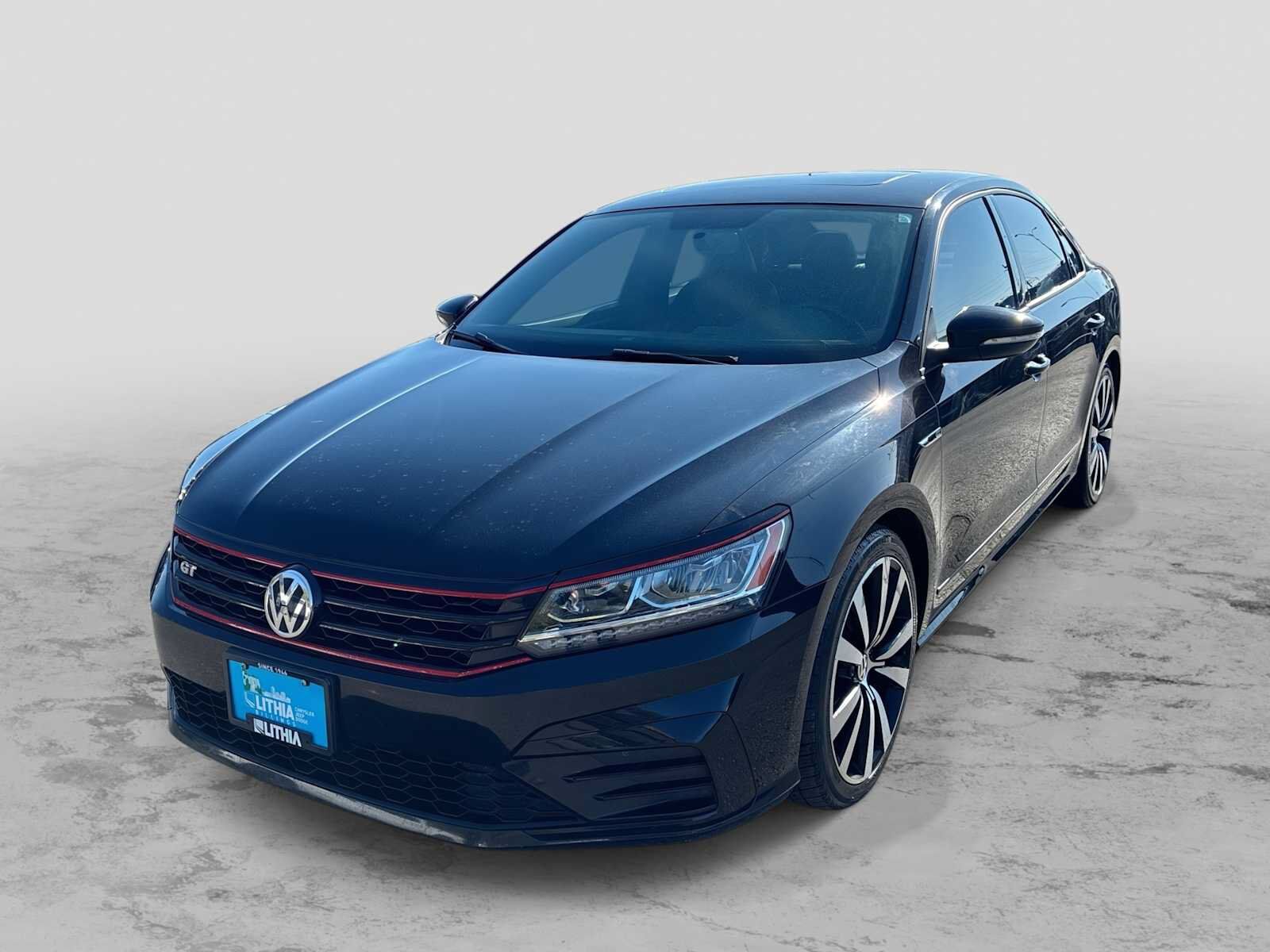2018 VOLKSWAGEN Passat