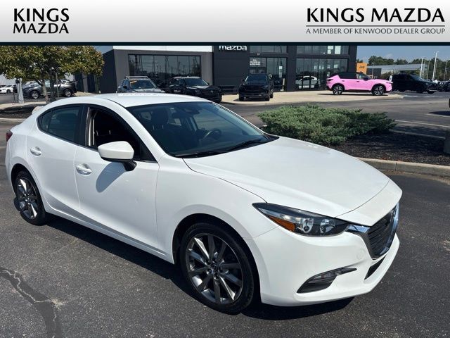 2018 MAZDA Mazda3
