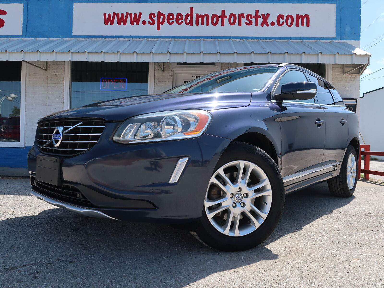 2015 VOLVO XC60