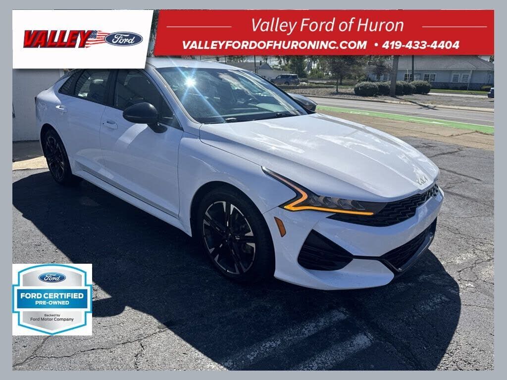 2022 KIA K5