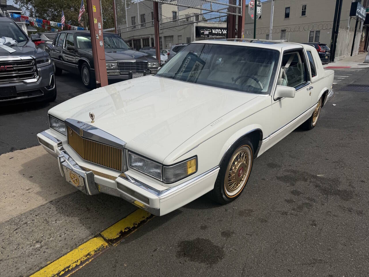 1989 CADILLAC Deville