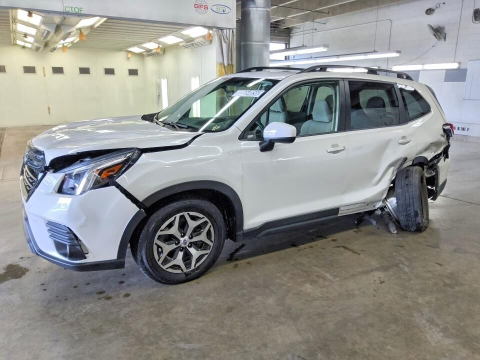 2024 SUBARU Forester