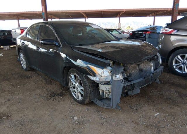 2014 NISSAN Maxima