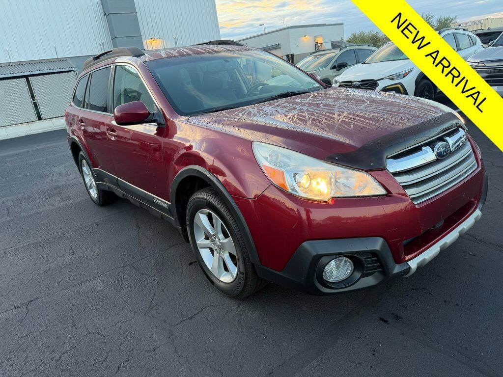 2013 SUBARU Outback