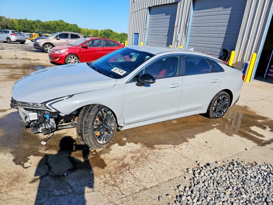 2023 KIA K5