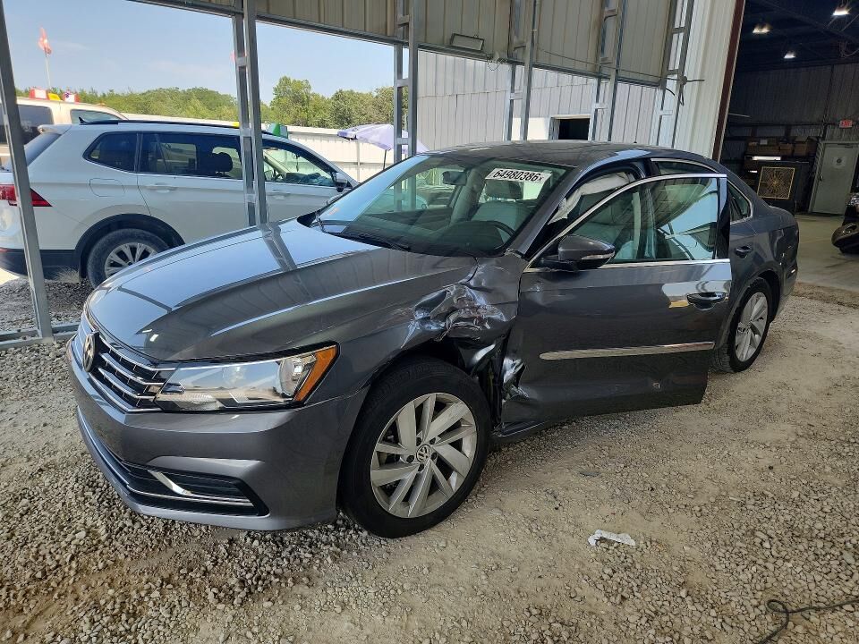 2018 VOLKSWAGEN Passat