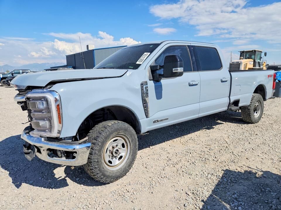 2025 FORD F-350