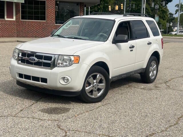 2011 FORD Escape