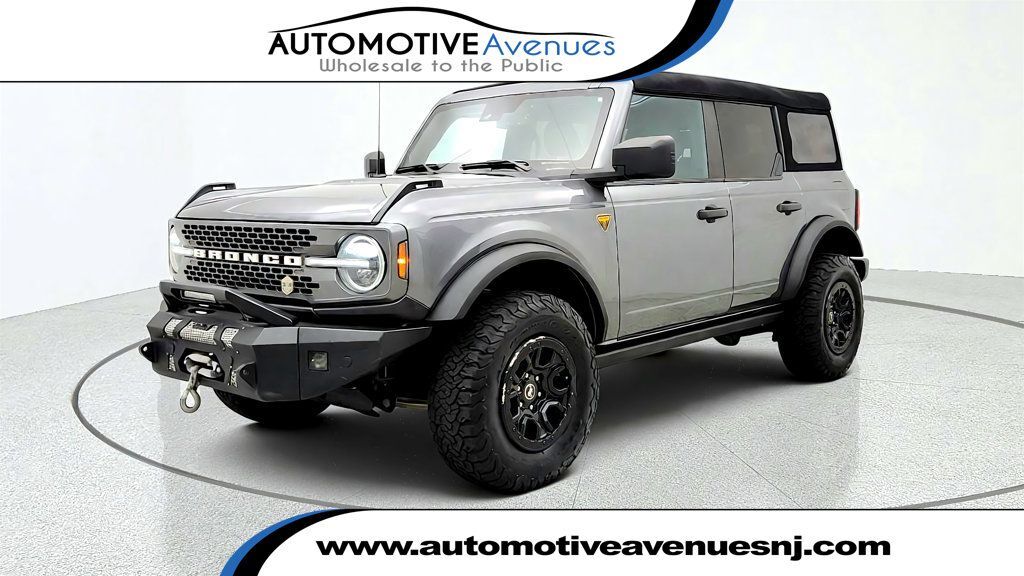 2023 FORD Bronco