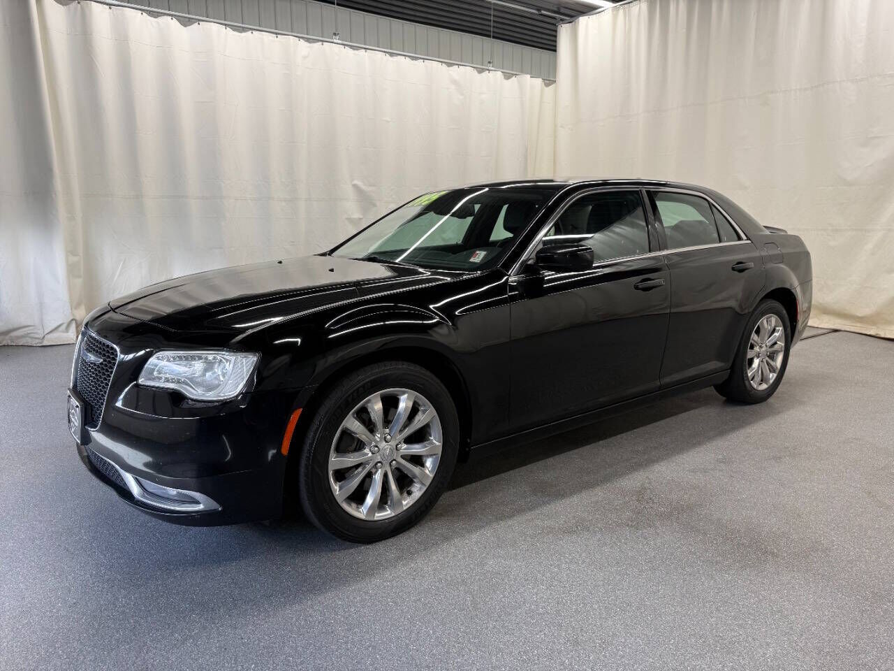 2016 CHRYSLER 300
