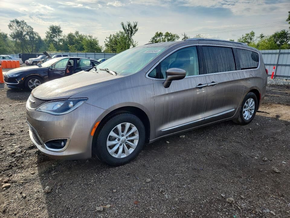 2018 CHRYSLER Pacifica