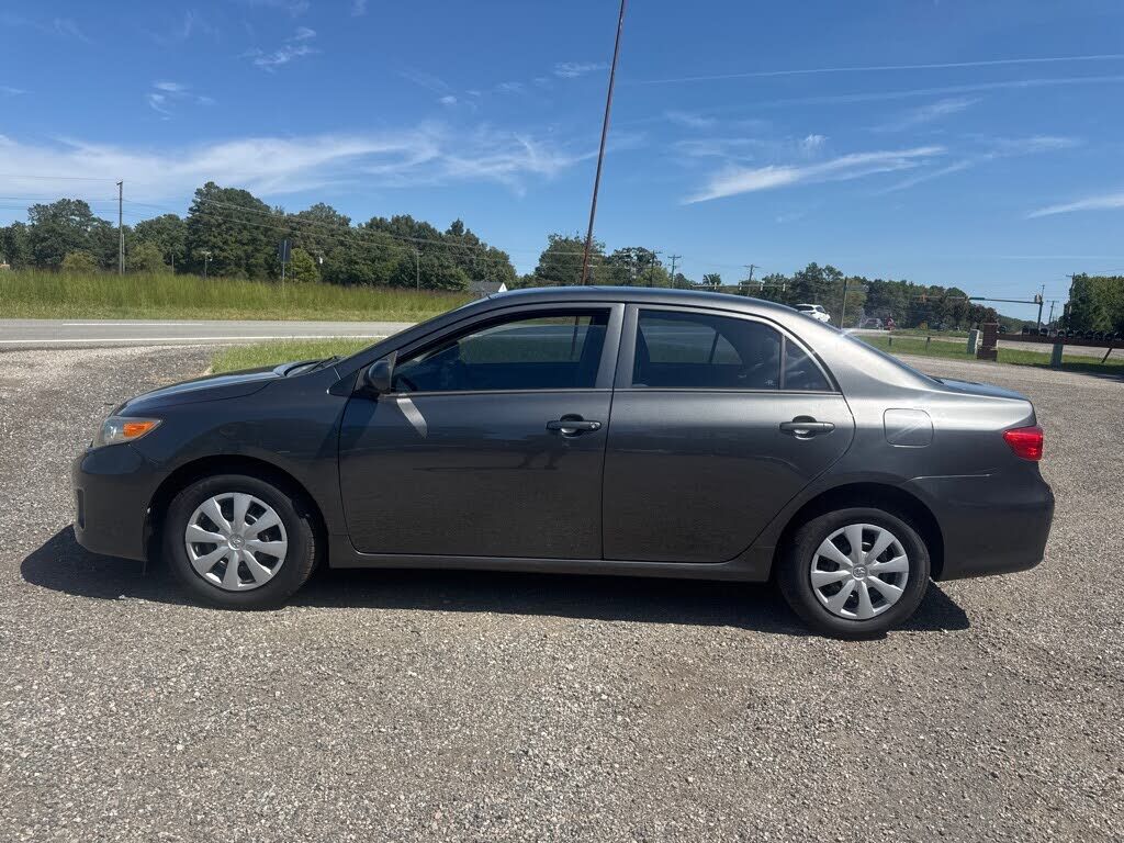 2013 TOYOTA Corolla