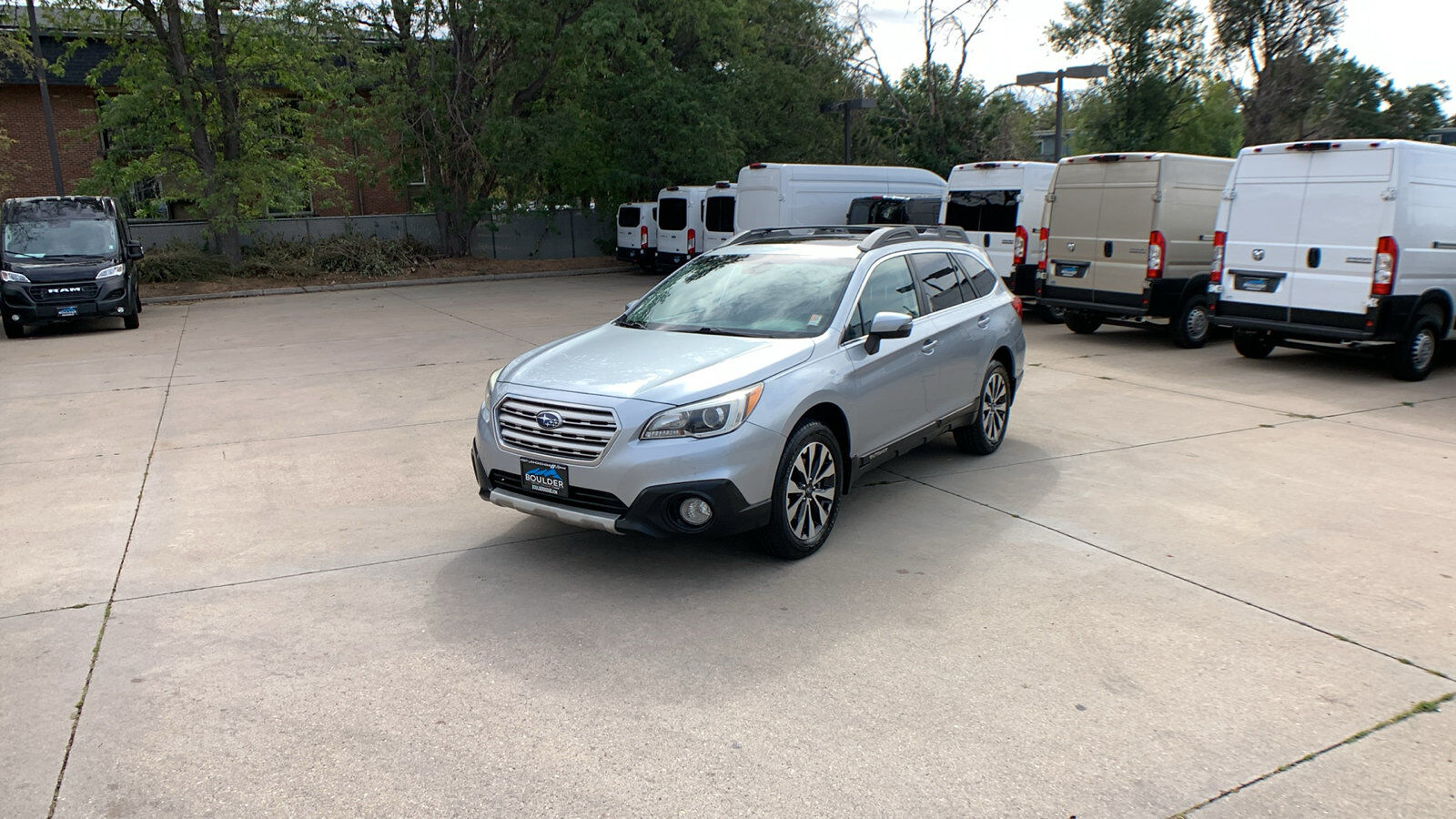 2016 SUBARU Outback