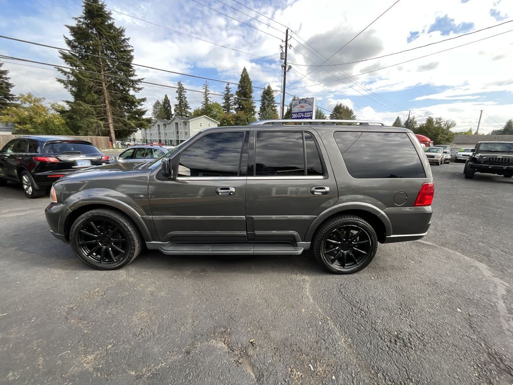 2004 LINCOLN Navigator