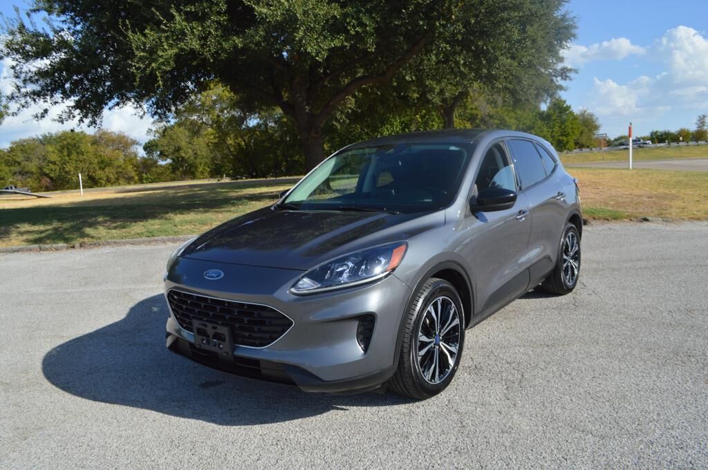 2021 FORD Escape