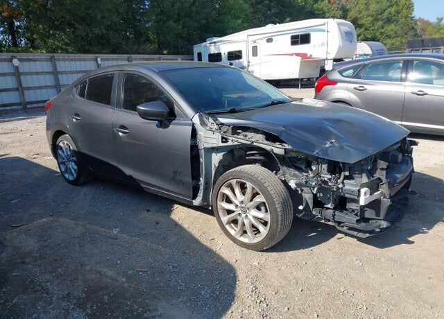 2015 MAZDA Mazda3