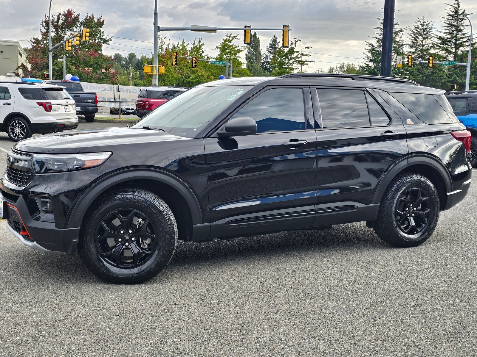 2023 FORD Explorer