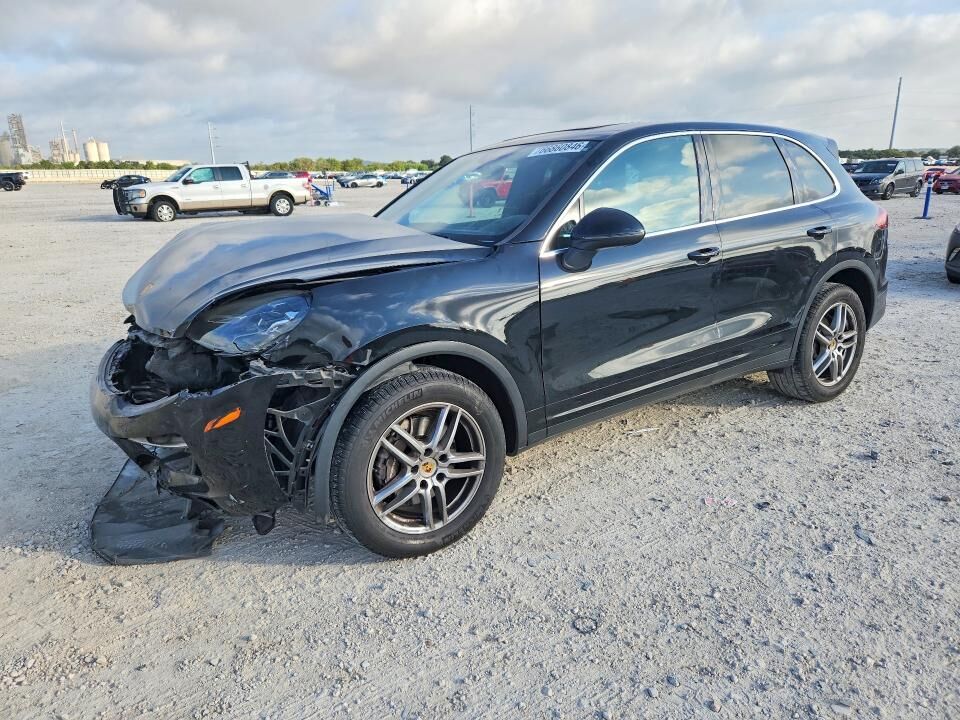 2016 PORSCHE Cayenne