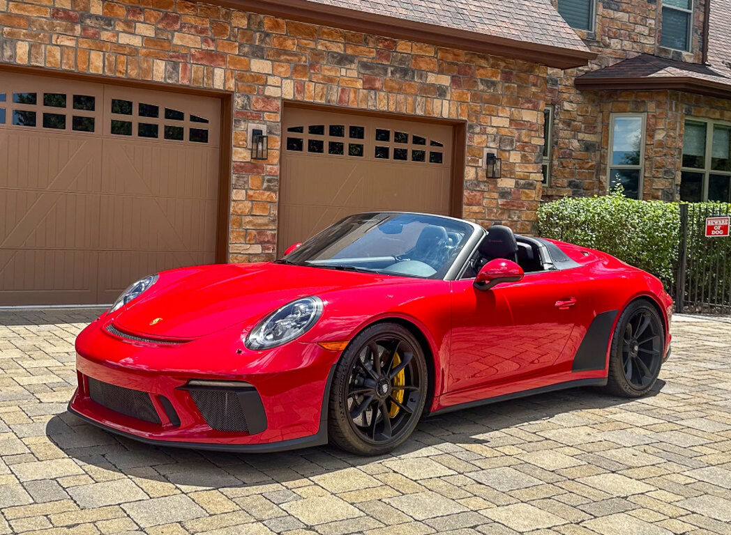 2019 PORSCHE 911