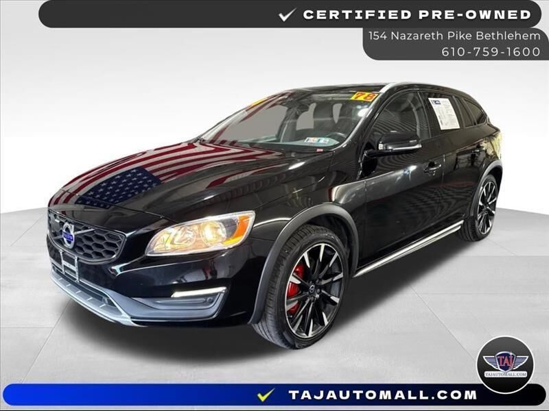 2018 VOLVO V60