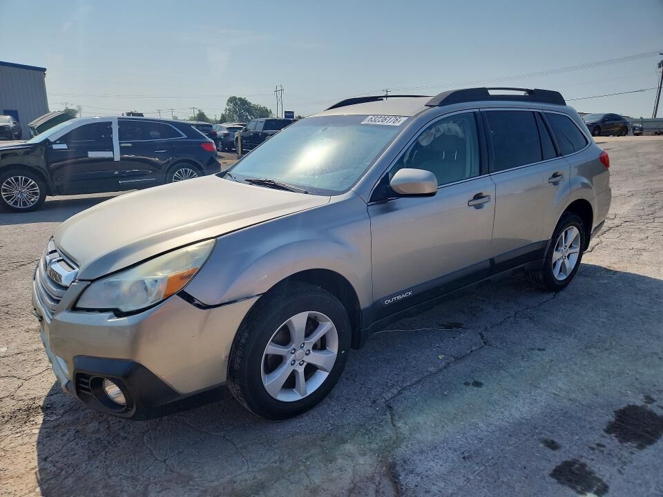 2014 SUBARU Outback