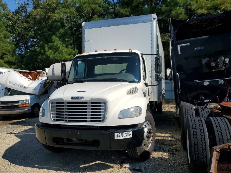 2019 FREIGHTLINER M2