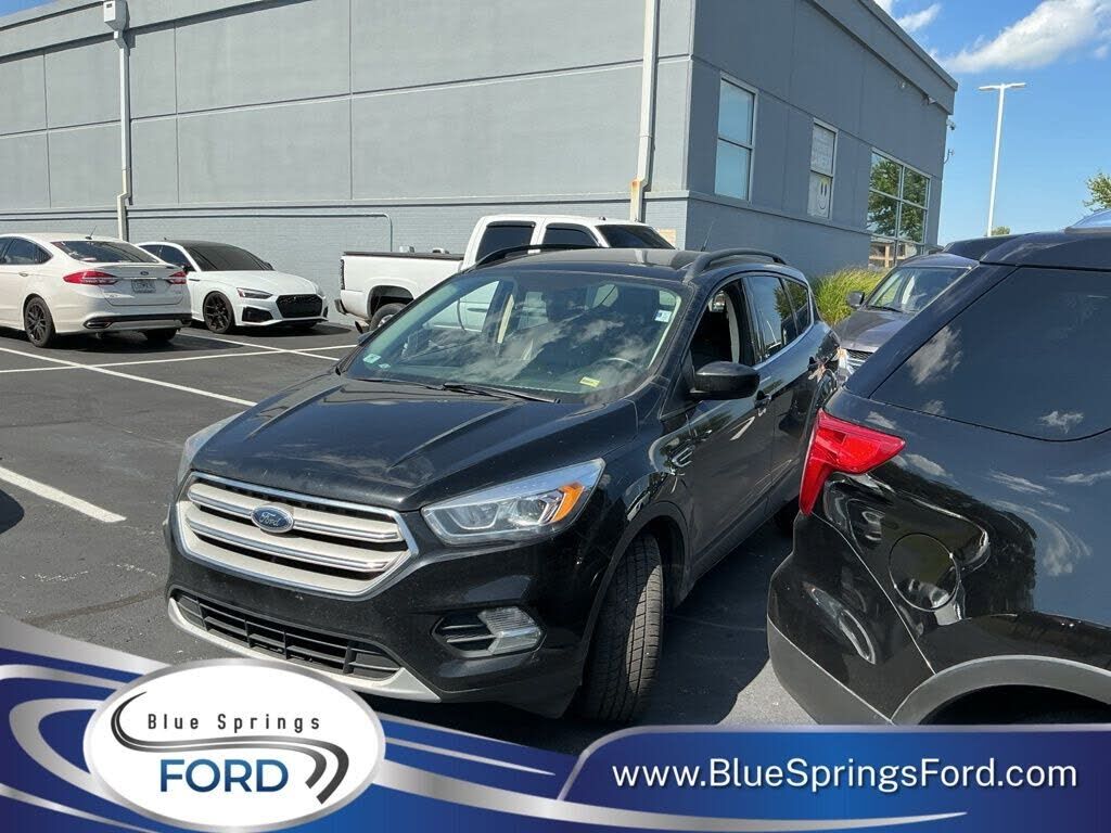 2018 FORD Escape