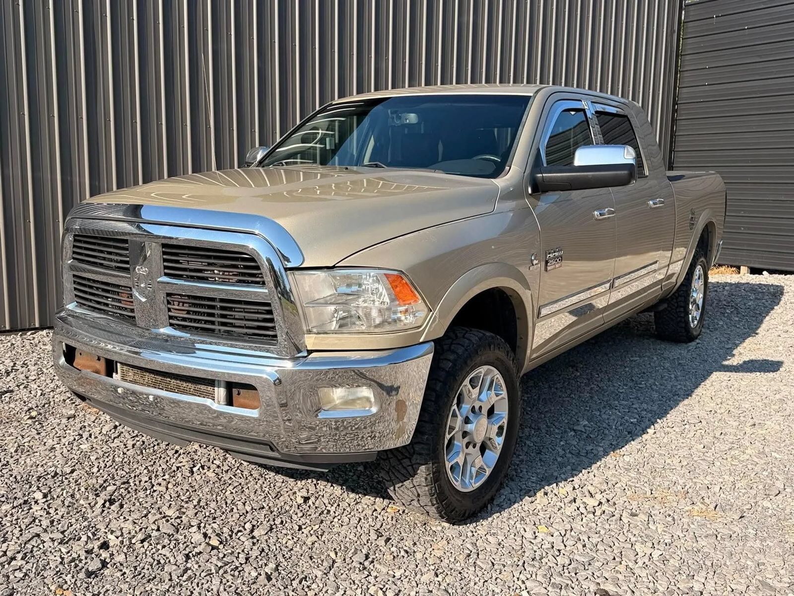 2011 DODGE Ram