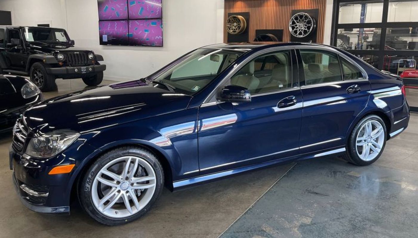2014 MERCEDES-BENZ C-Class