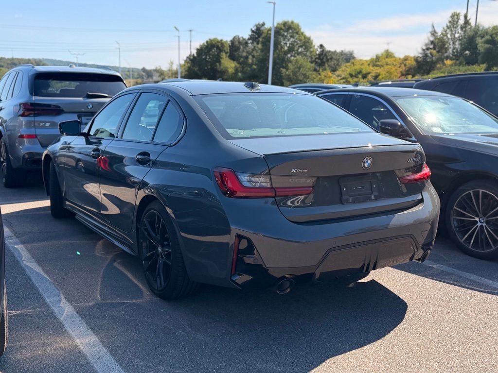 2024 BMW 330i