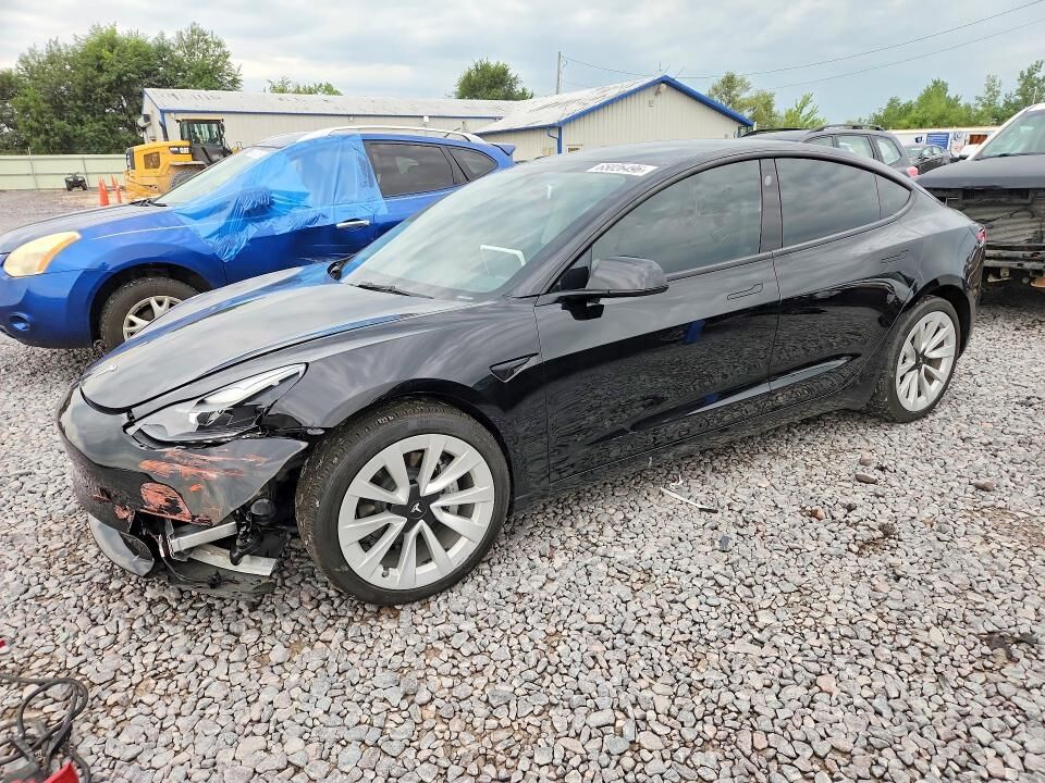 2022 TESLA Model 3